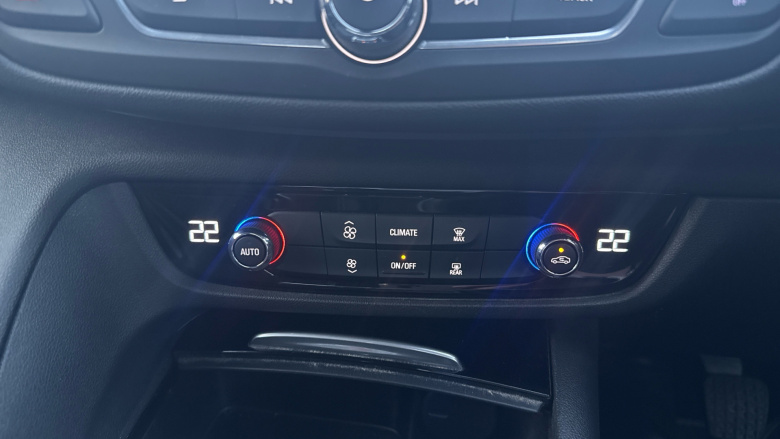 Vauxhall Insignia 1.6 Turbo D [136] Tech Line Nav 5dr Diesel Hatchback